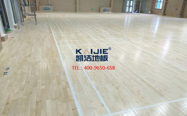 專業(yè)體育館木地板涮漆，得知道這些——凱潔地板