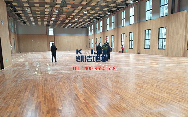 體育館木地板安裝施工藝，很全很專業(yè)——凱潔地板