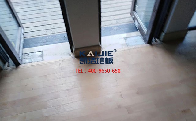 2019年影響體育館運(yùn)動(dòng)木地板價(jià)格的因素有哪些——?jiǎng)P潔地板