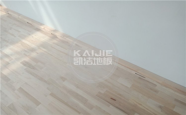 江蘇鹽城阜寧縣城河路小學(xué)體育館木地板項(xiàng)目