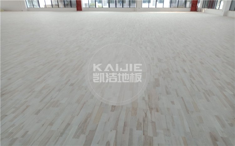 江蘇鹽城阜寧縣城河路小學(xué)體育館木地板項(xiàng)目