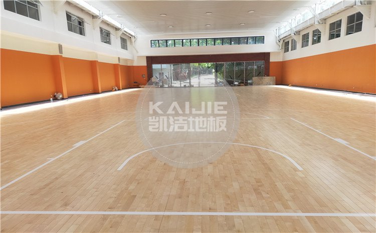 廣州天河區(qū)長大公路培訓(xùn)學(xué)?；@球館木地板案例-凱潔體育地板