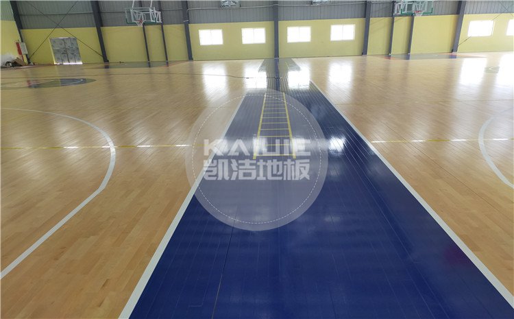廣東省江門市開平市尋夢(mèng)籃球館運(yùn)動(dòng)木地板——?jiǎng)P潔體育地板