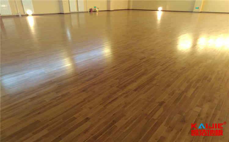 西藏運動木地板品牌——凱潔地板